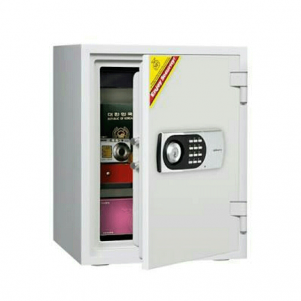 Diplomat Safe Model 530EK